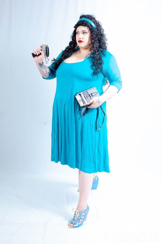 Dorian cosplaying as Deanna Troi from Star trek TNG.